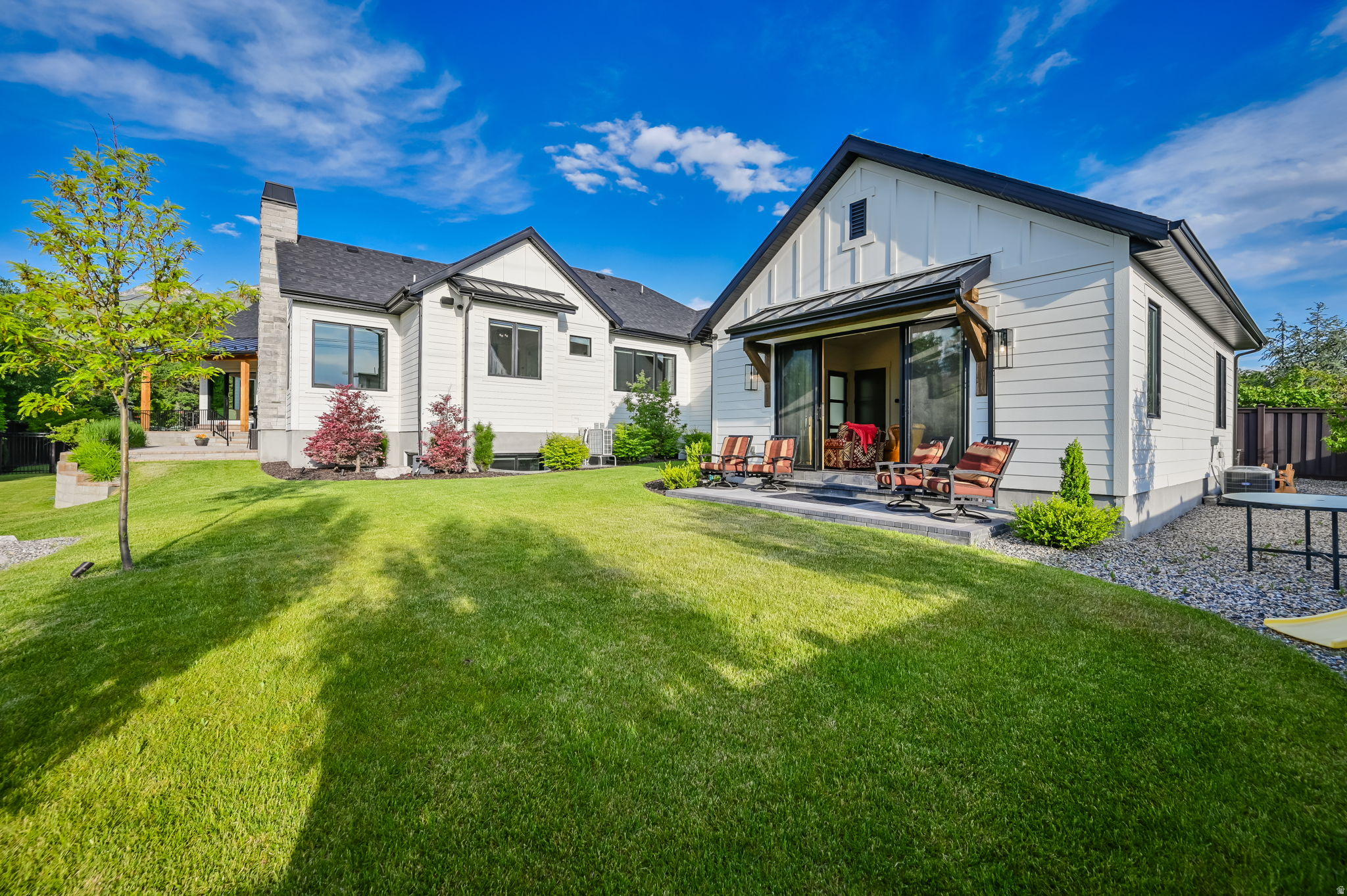 FLINT 2 LOT - Residential