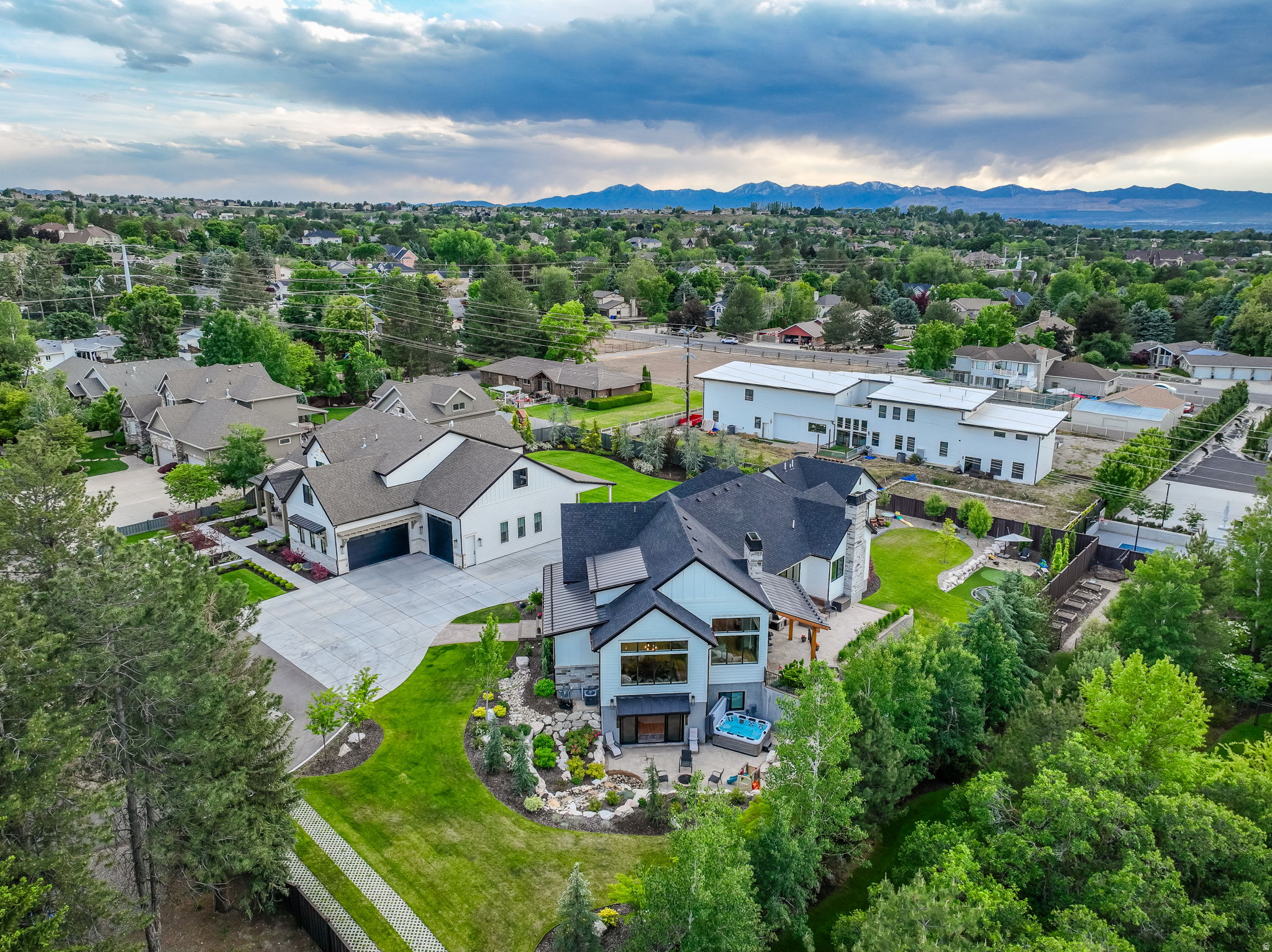FLINT 2 LOT - Residential