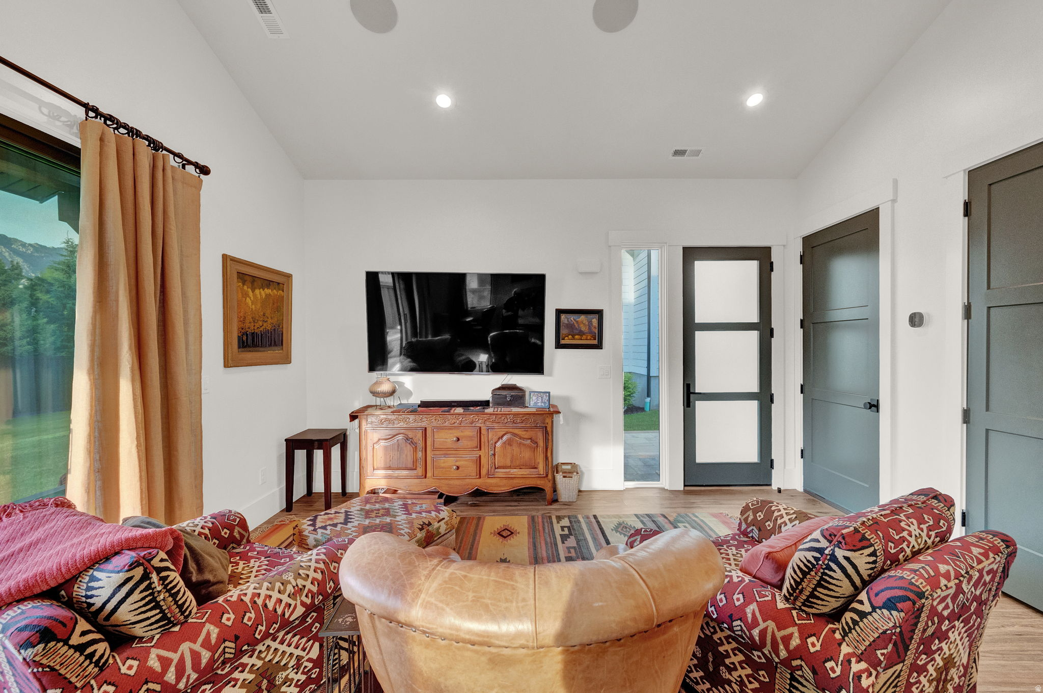 FLINT 2 LOT - Residential
