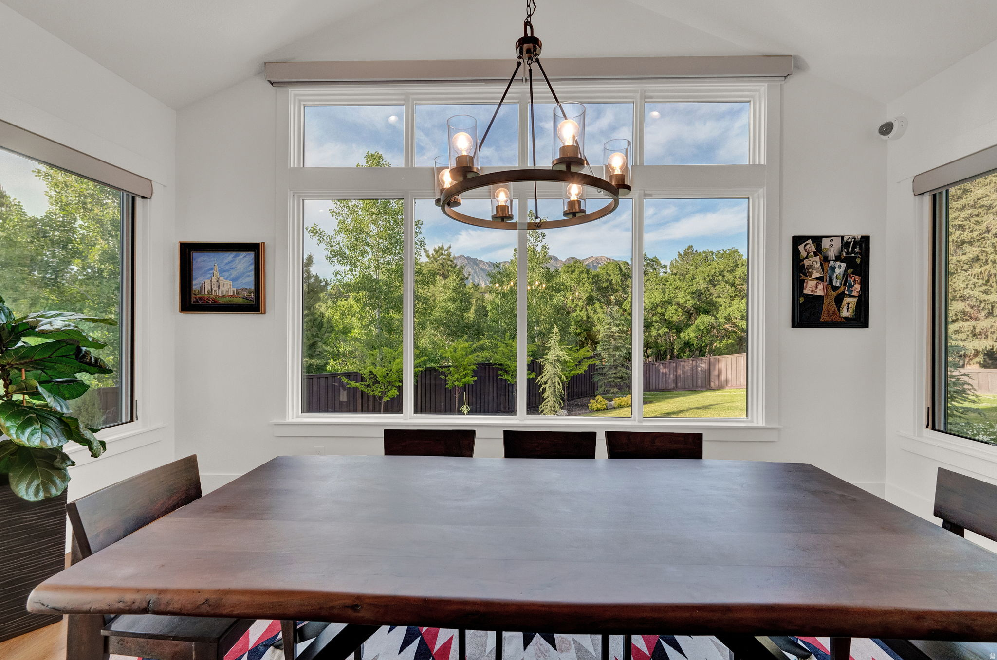 FLINT 2 LOT - Residential