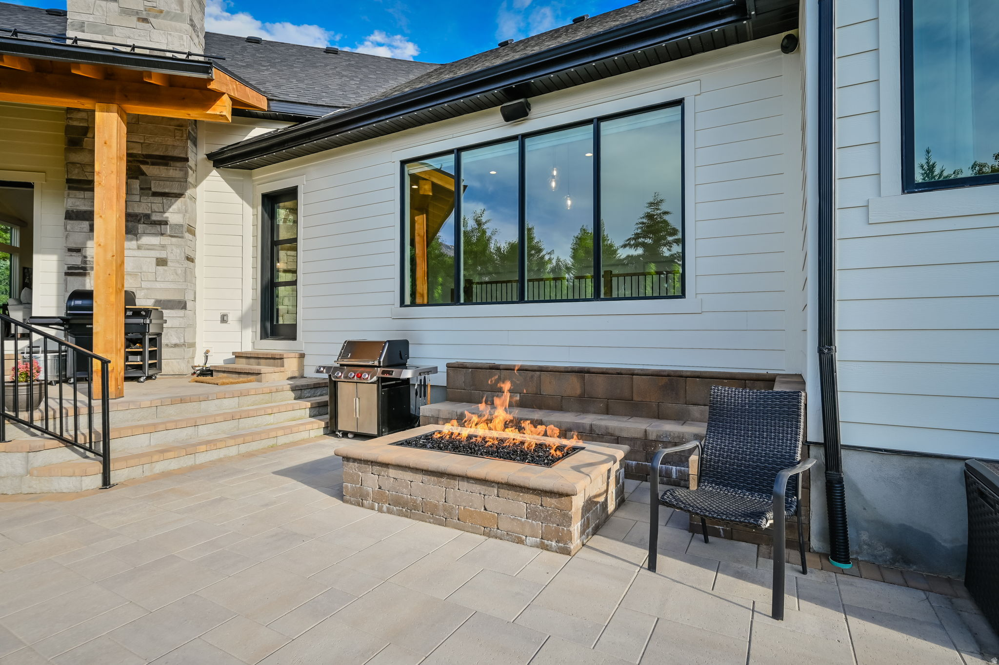 FLINT 2 LOT - Residential