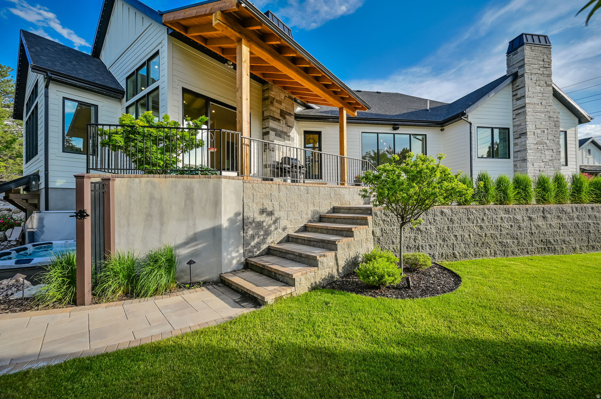 FLINT 2 LOT - Residential