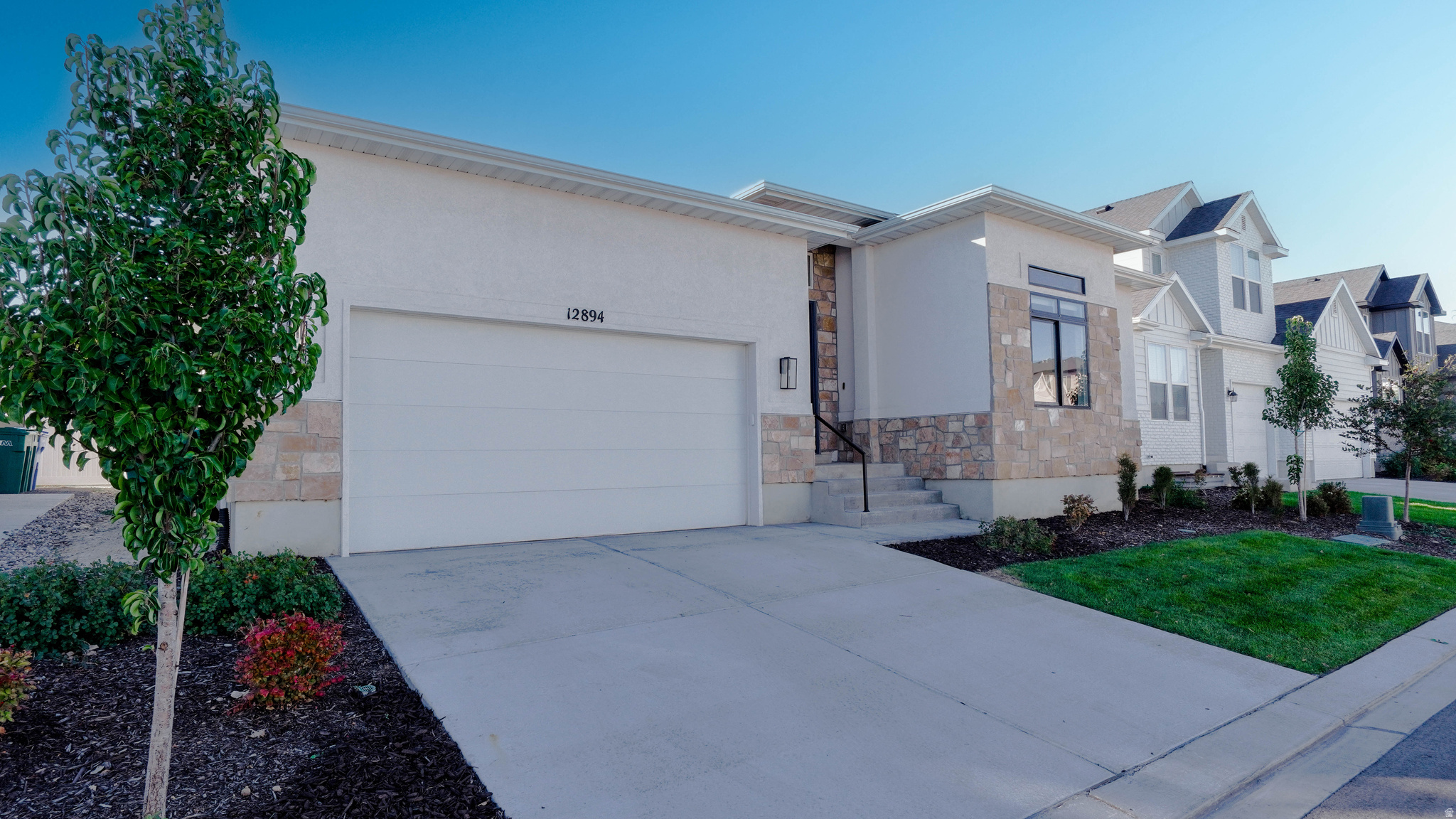 RIVERTON COVE - Residential