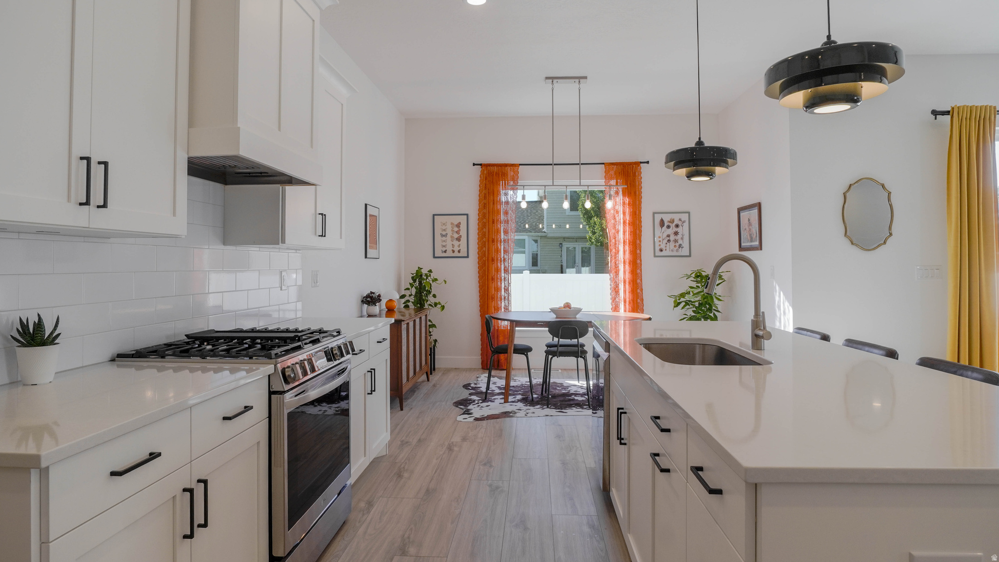 RIVERTON COVE - Residential