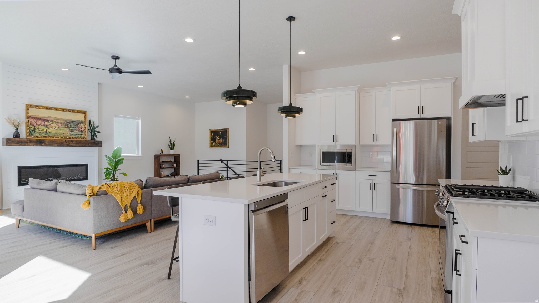 RIVERTON COVE - Residential