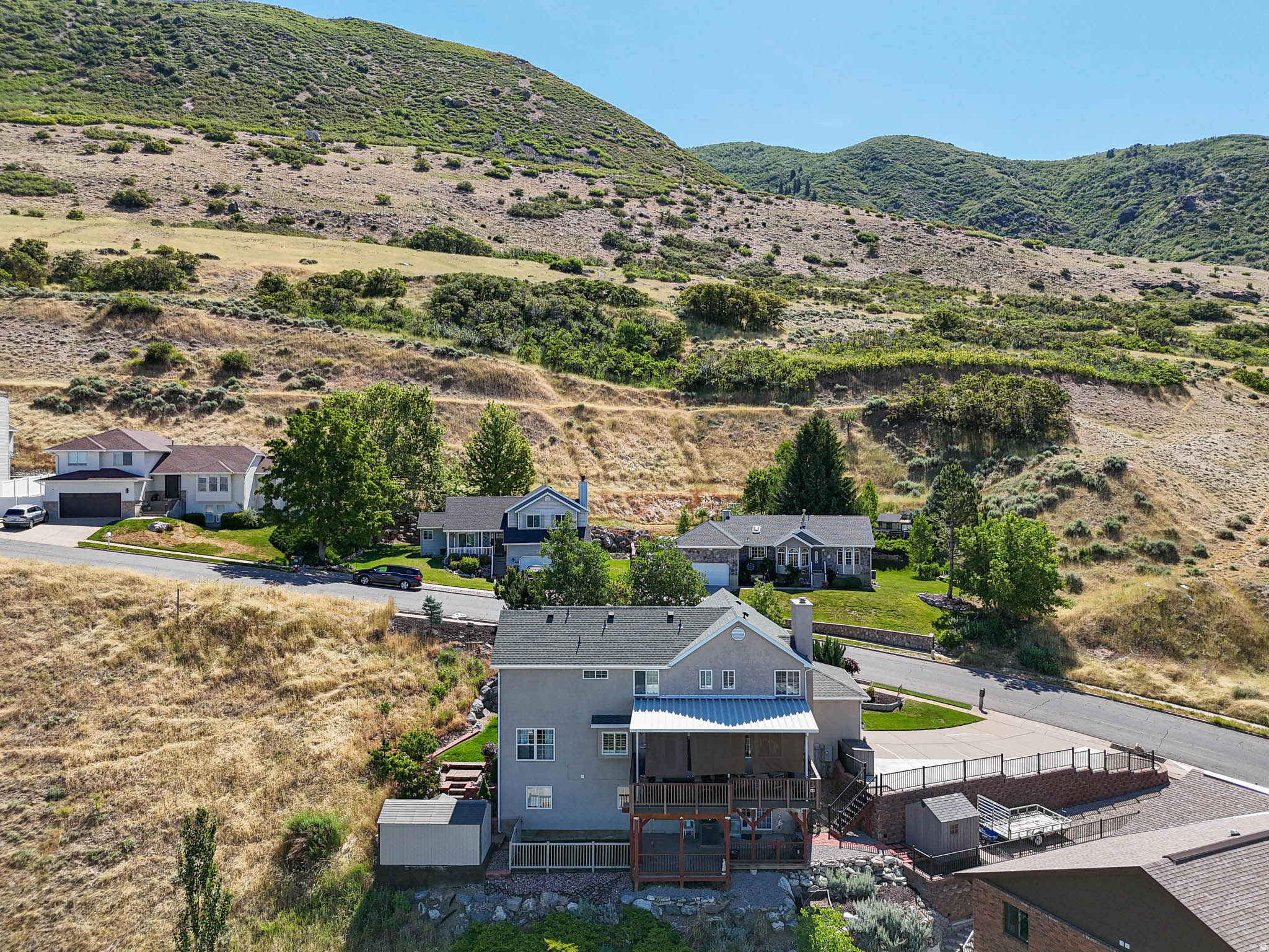 ROLLING HILLS ESTATES SUB - Residential
