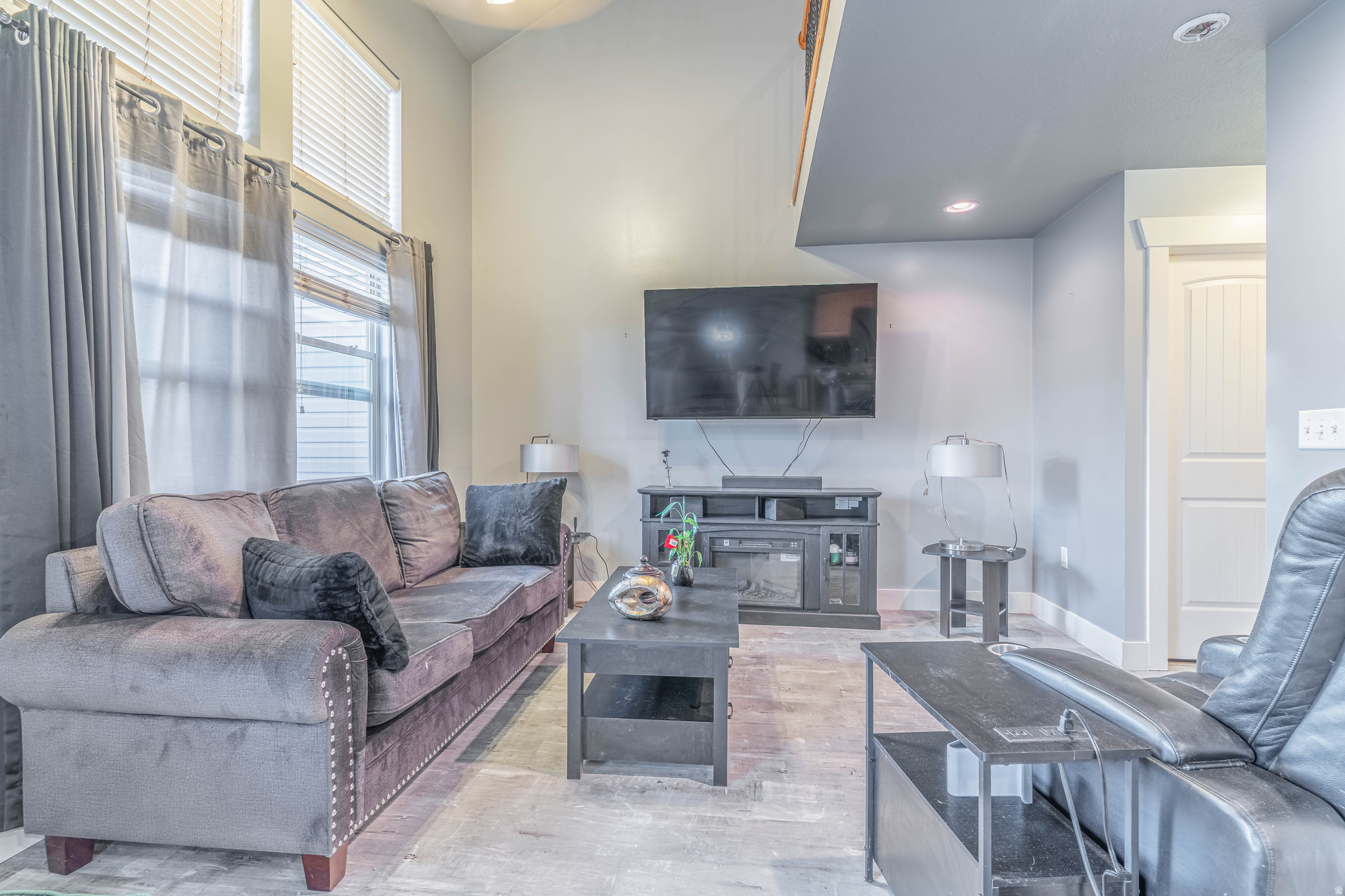 ELK MOUNTAIN - Residential