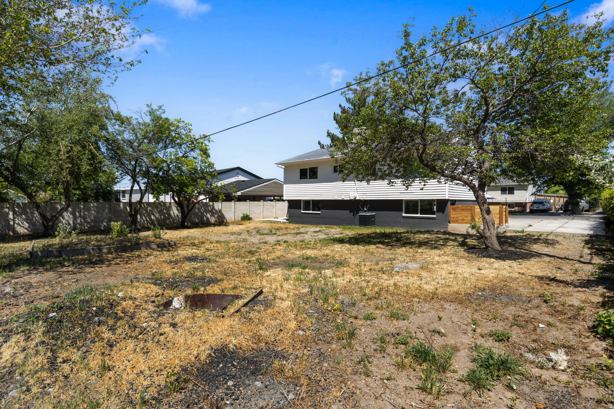 WESTVIEW #7 - Residential
