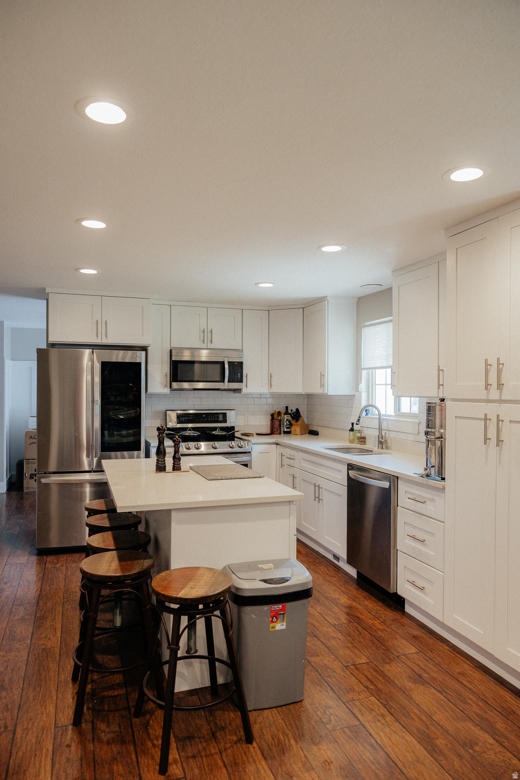 DEL-MITCH ESTATES - Residential