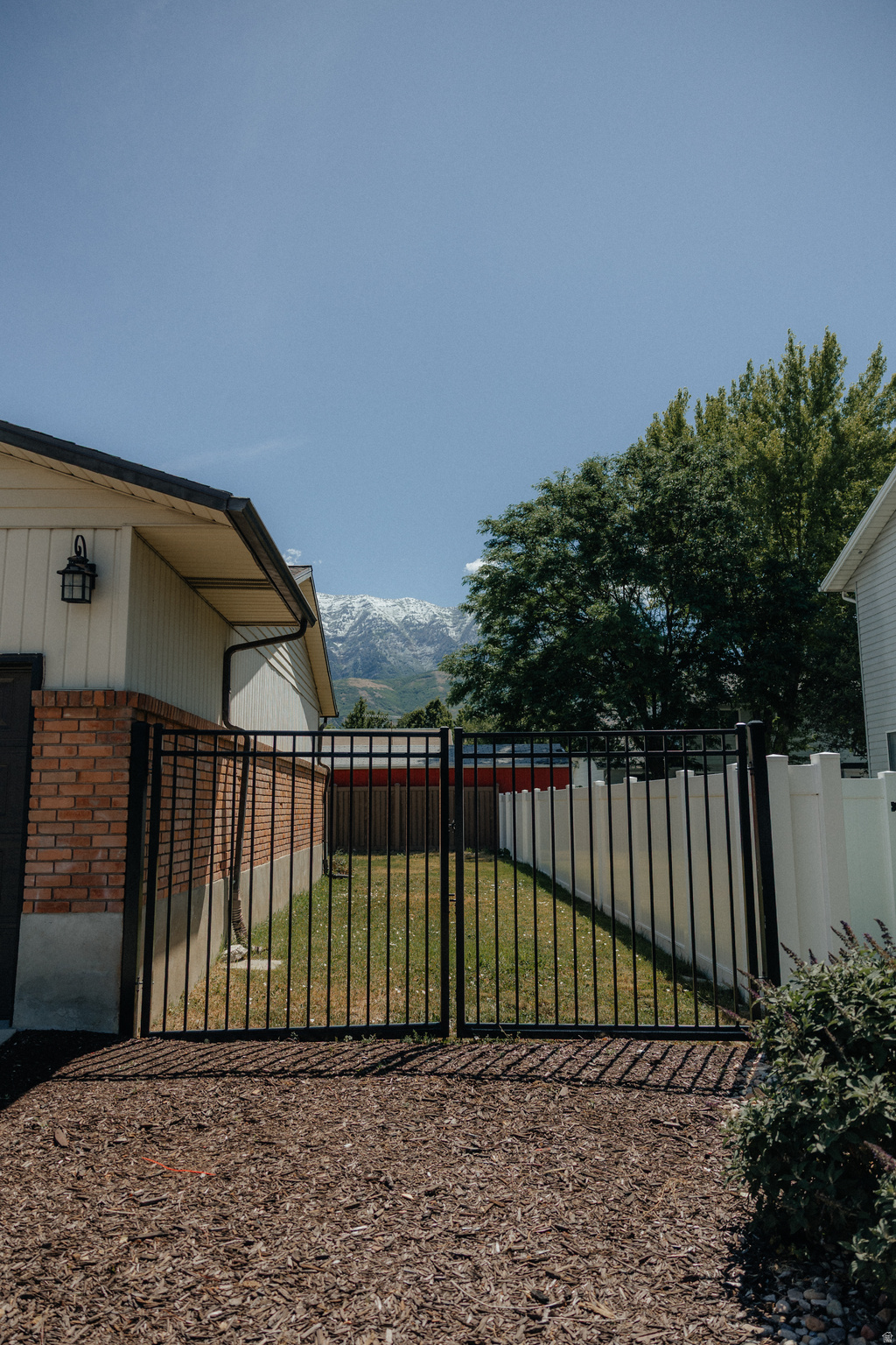 DEL-MITCH ESTATES - Residential