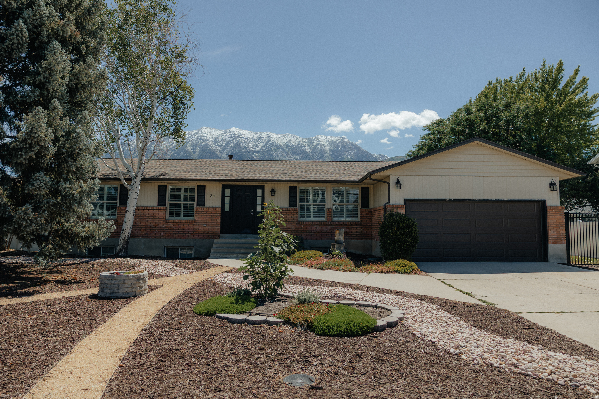 DEL-MITCH ESTATES - Residential