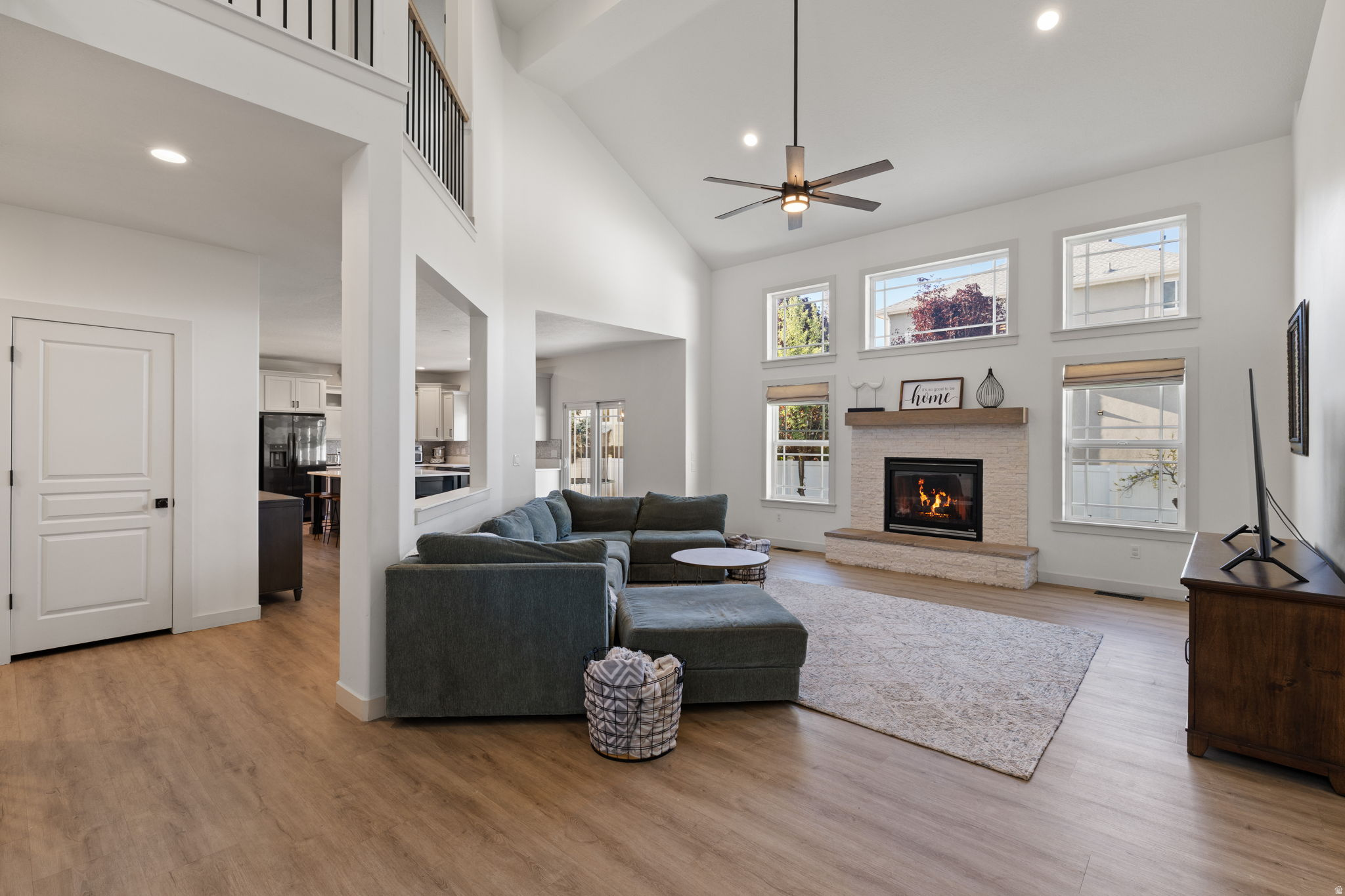 THE ESTATES AT BURR ORCHARDS - Residential