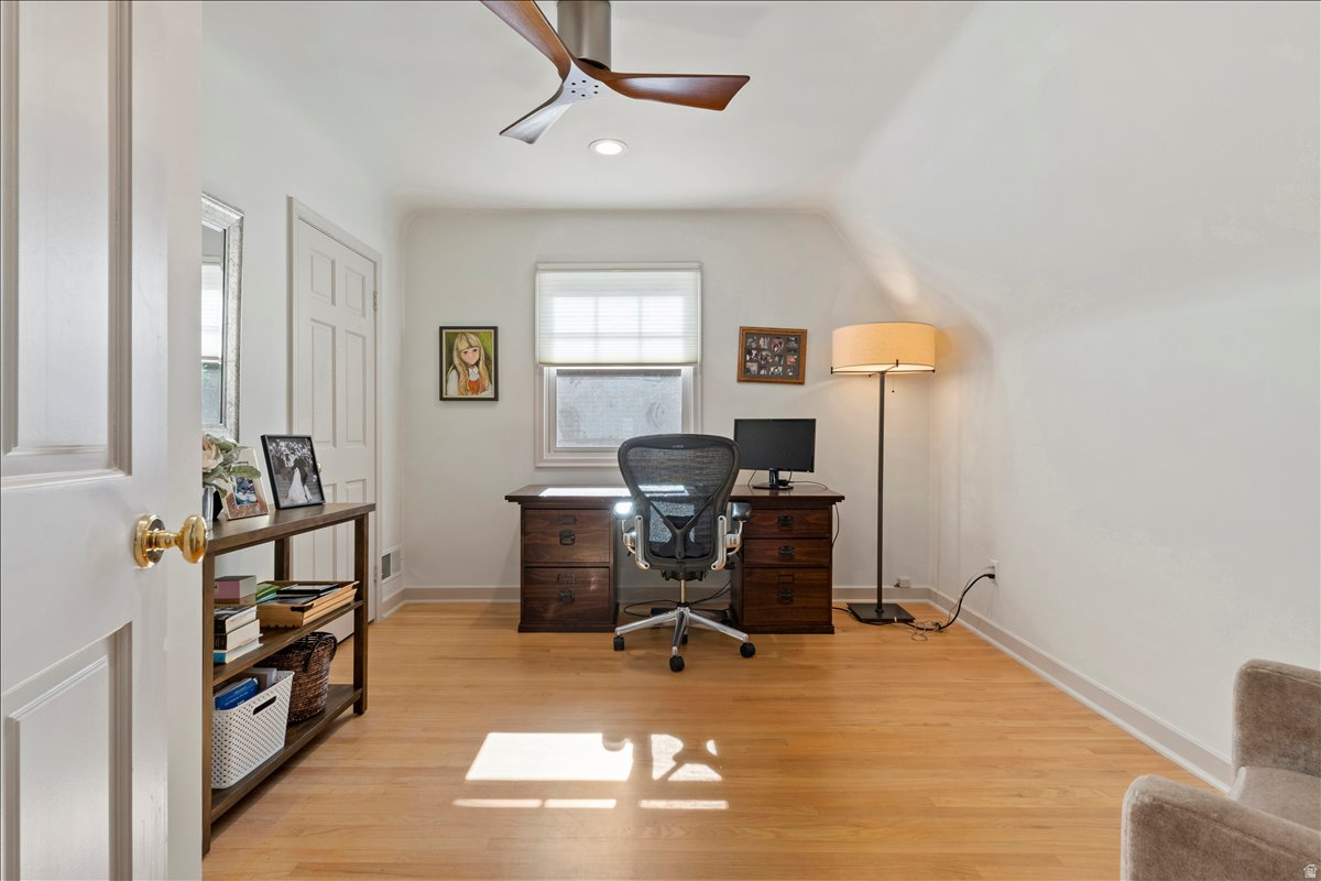 HARVARD/YALE - Residential