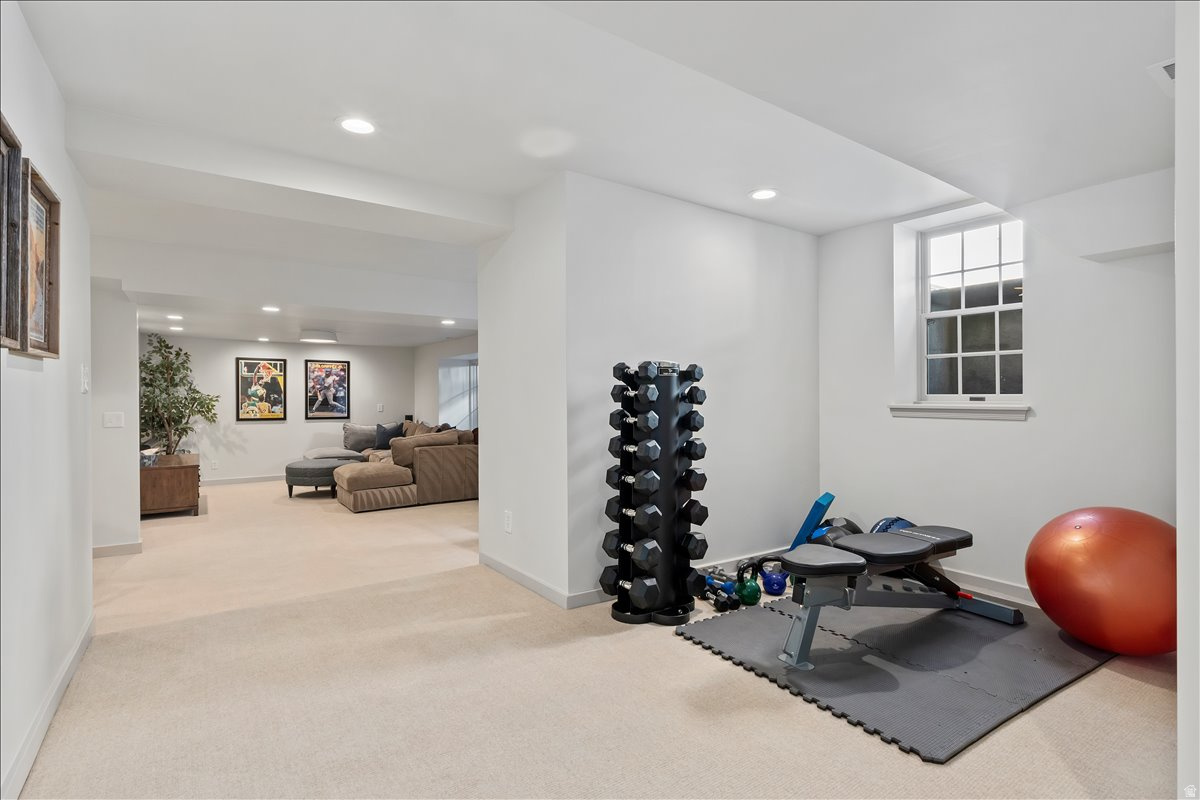 HARVARD/YALE - Residential
