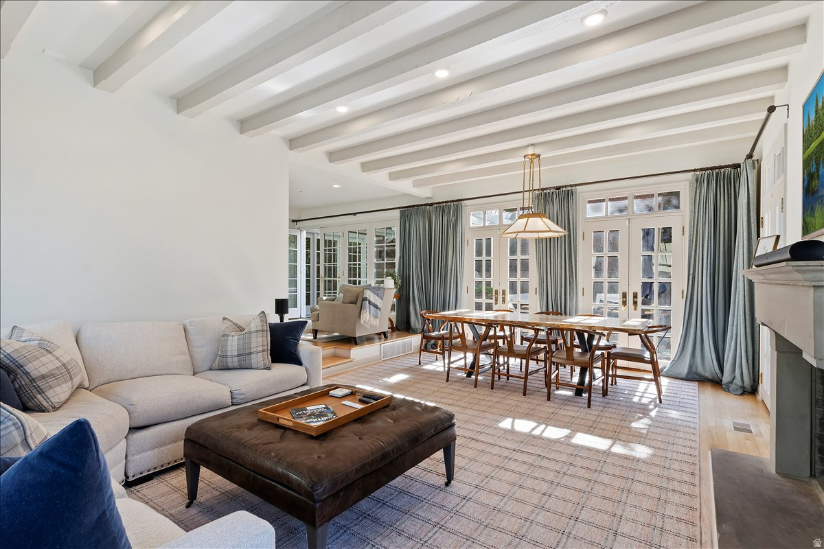 HARVARD/YALE - Residential