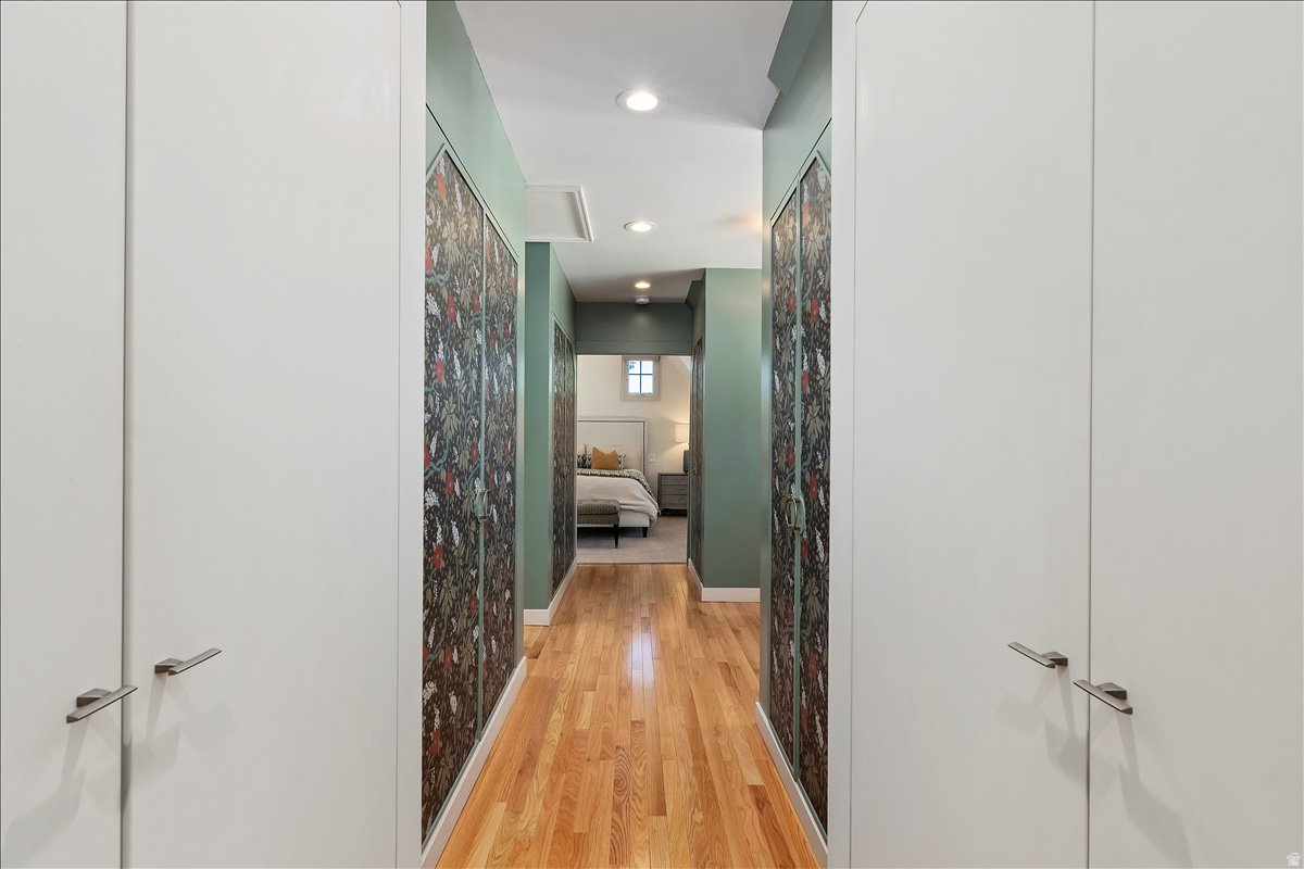 HARVARD/YALE - Residential