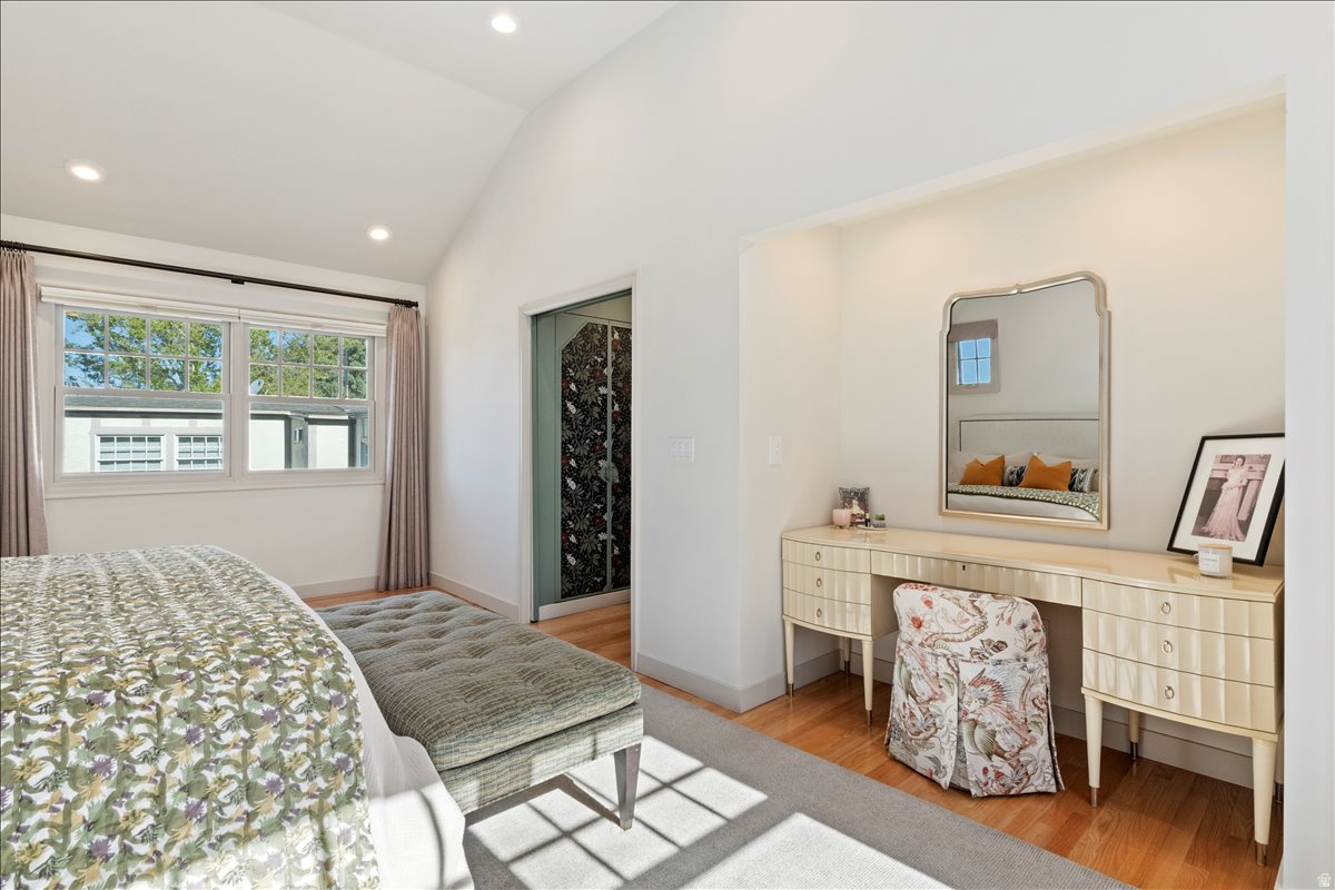 HARVARD/YALE - Residential