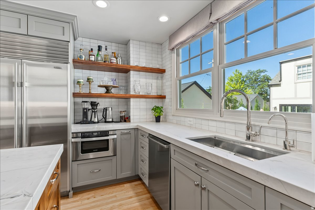 HARVARD/YALE - Residential