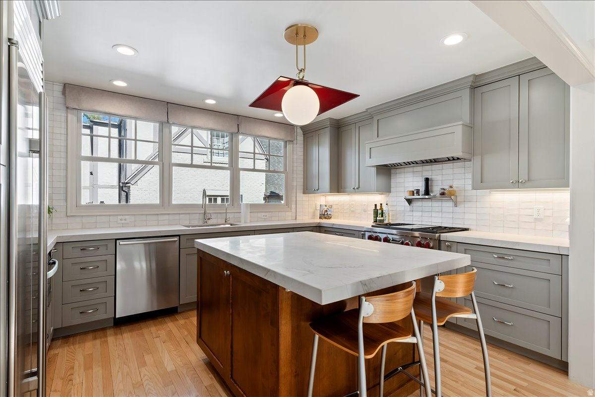 HARVARD/YALE - Residential
