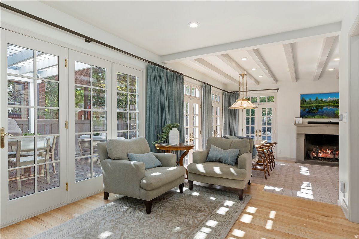 HARVARD/YALE - Residential