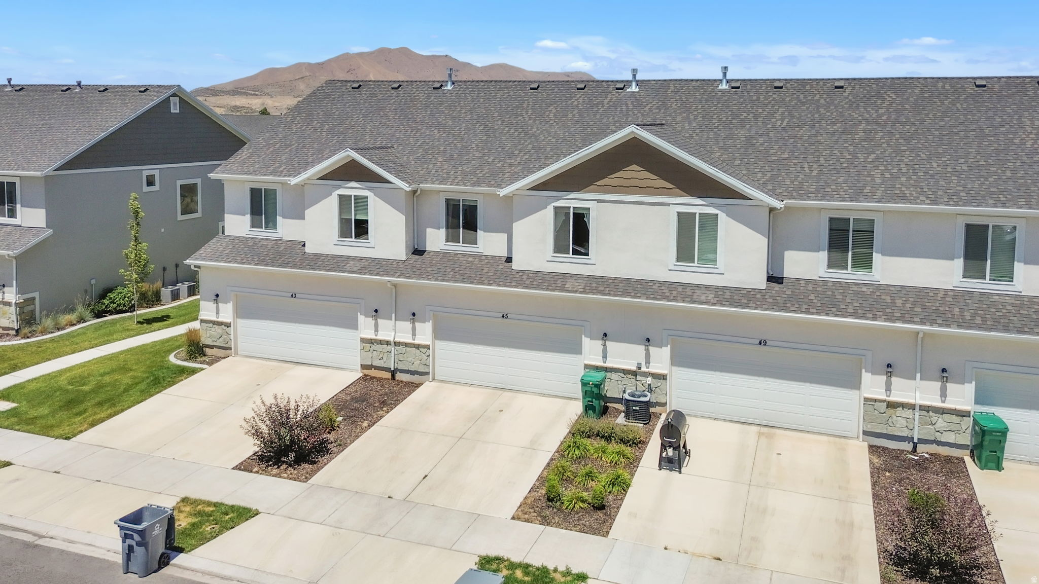 THE ORCHARDS - Residential