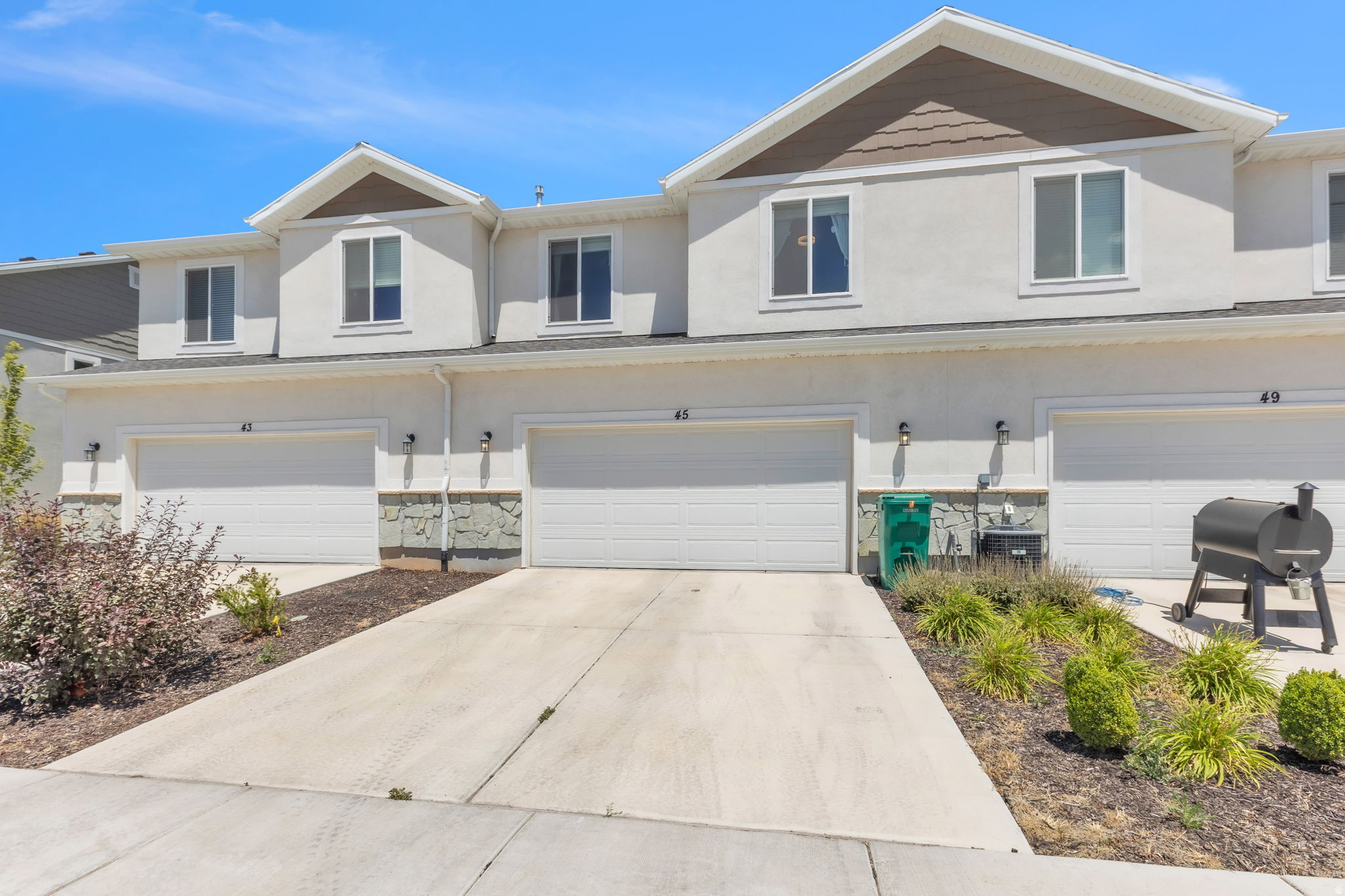 THE ORCHARDS - Residential