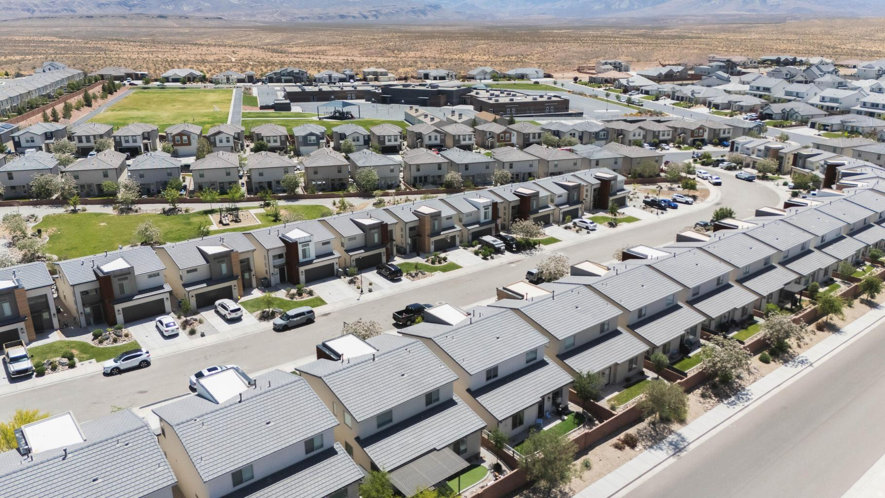 DESERT HOLLOW PH 4AND5 - Residential