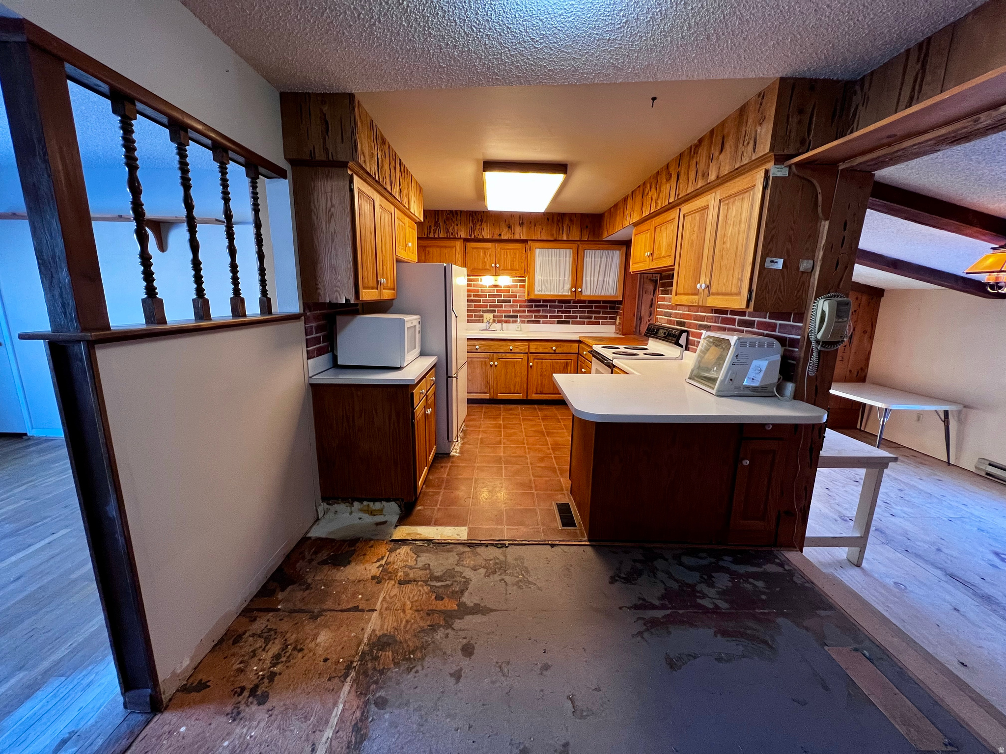LAKEVIEW #1 - Residential