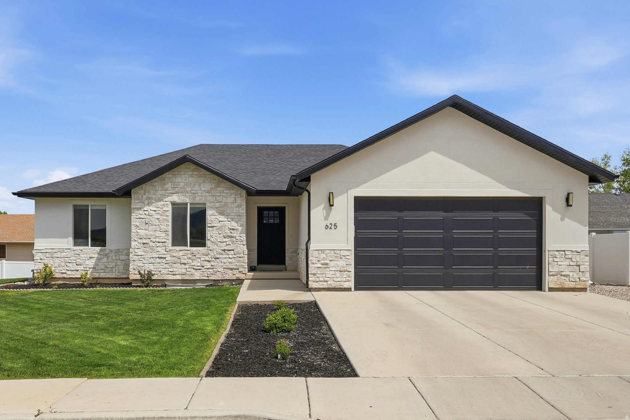 MILL HILL - Residential