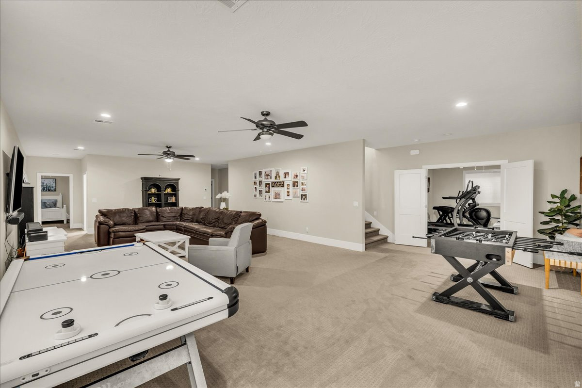 WINDSOR ESTATES AMD - Residential