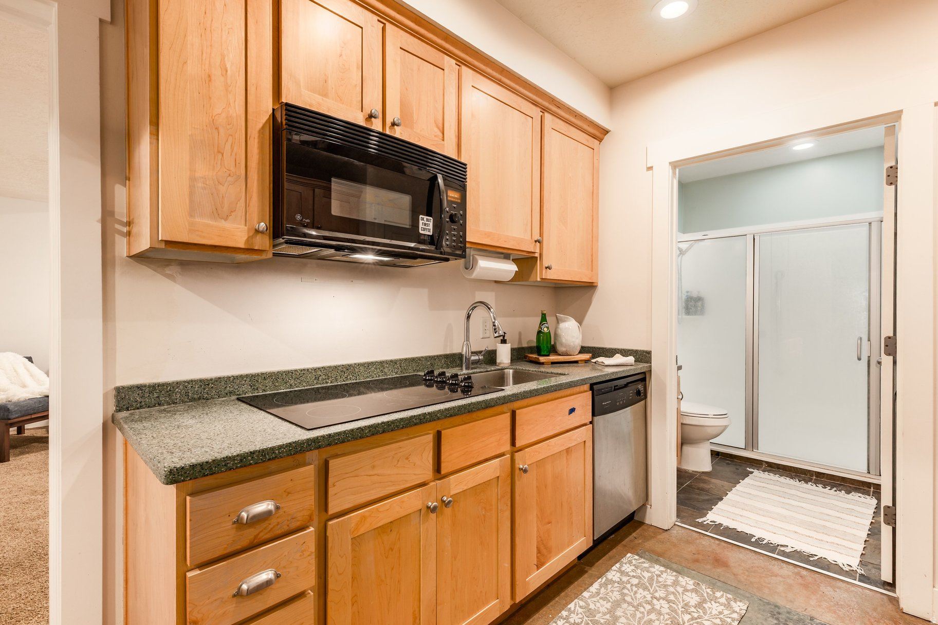 THE POINTE AT LITTLE COTTONWOOD - Residential
