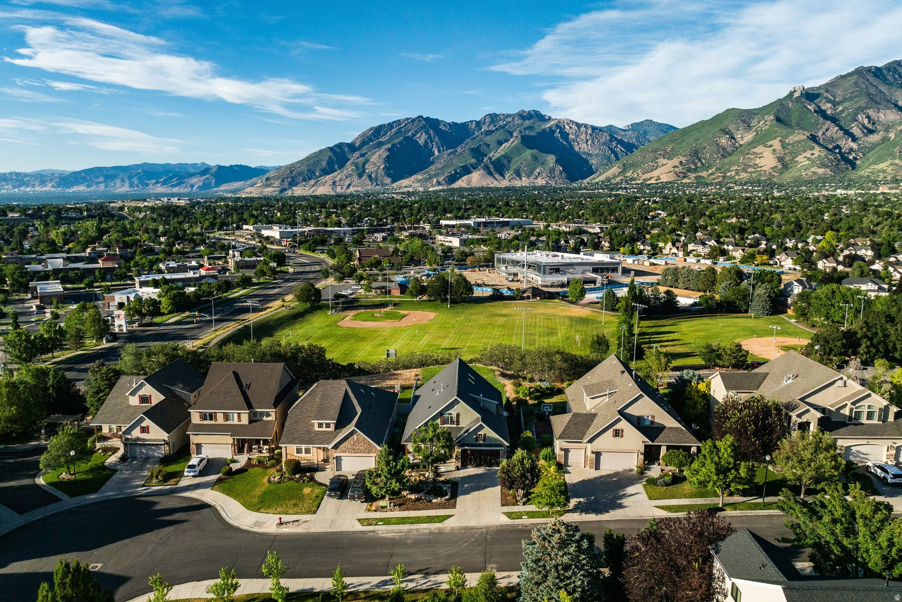 THE POINTE AT LITTLE COTTONWOOD - Residential