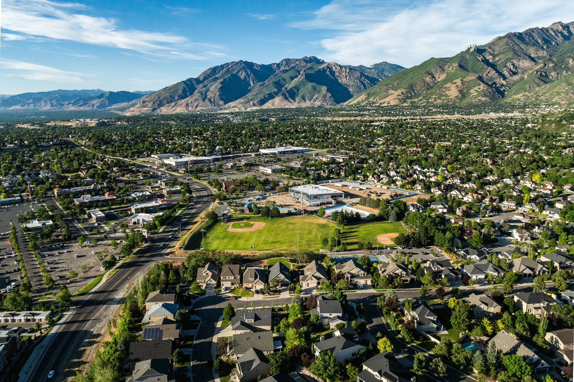THE POINTE AT LITTLE COTTONWOOD - Residential