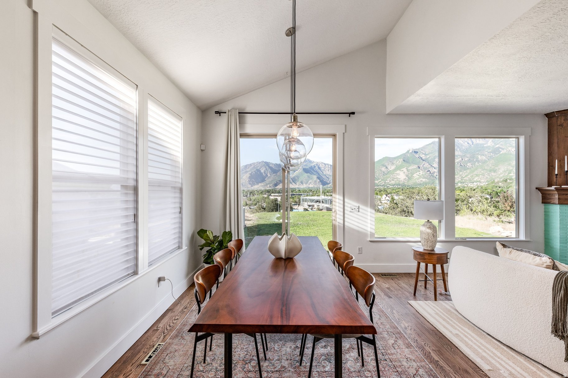 THE POINTE AT LITTLE COTTONWOOD - Residential