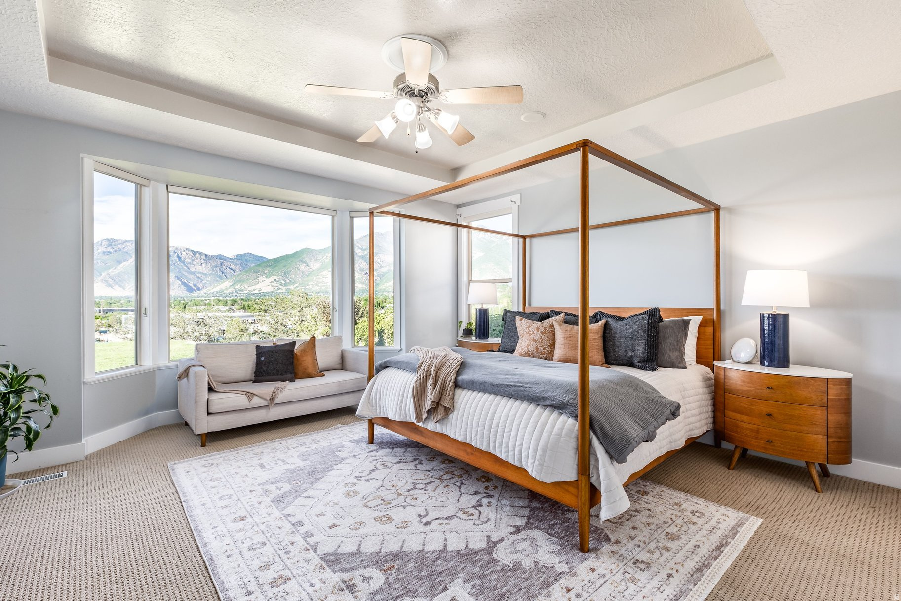 THE POINTE AT LITTLE COTTONWOOD - Residential