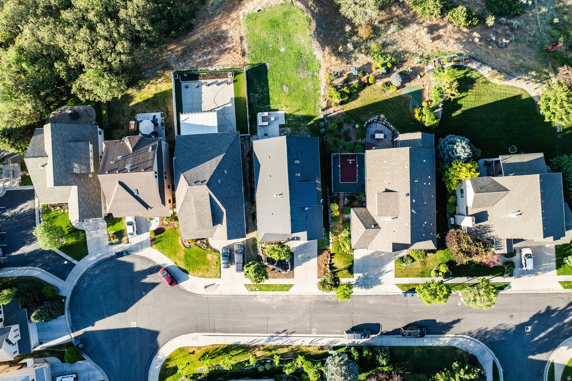 THE POINTE AT LITTLE COTTONWOOD - Residential
