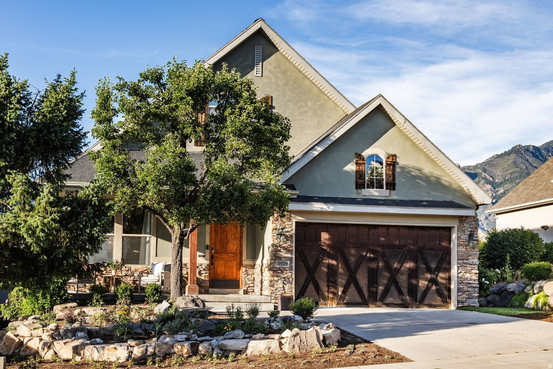 THE POINTE AT LITTLE COTTONWOOD - Residential