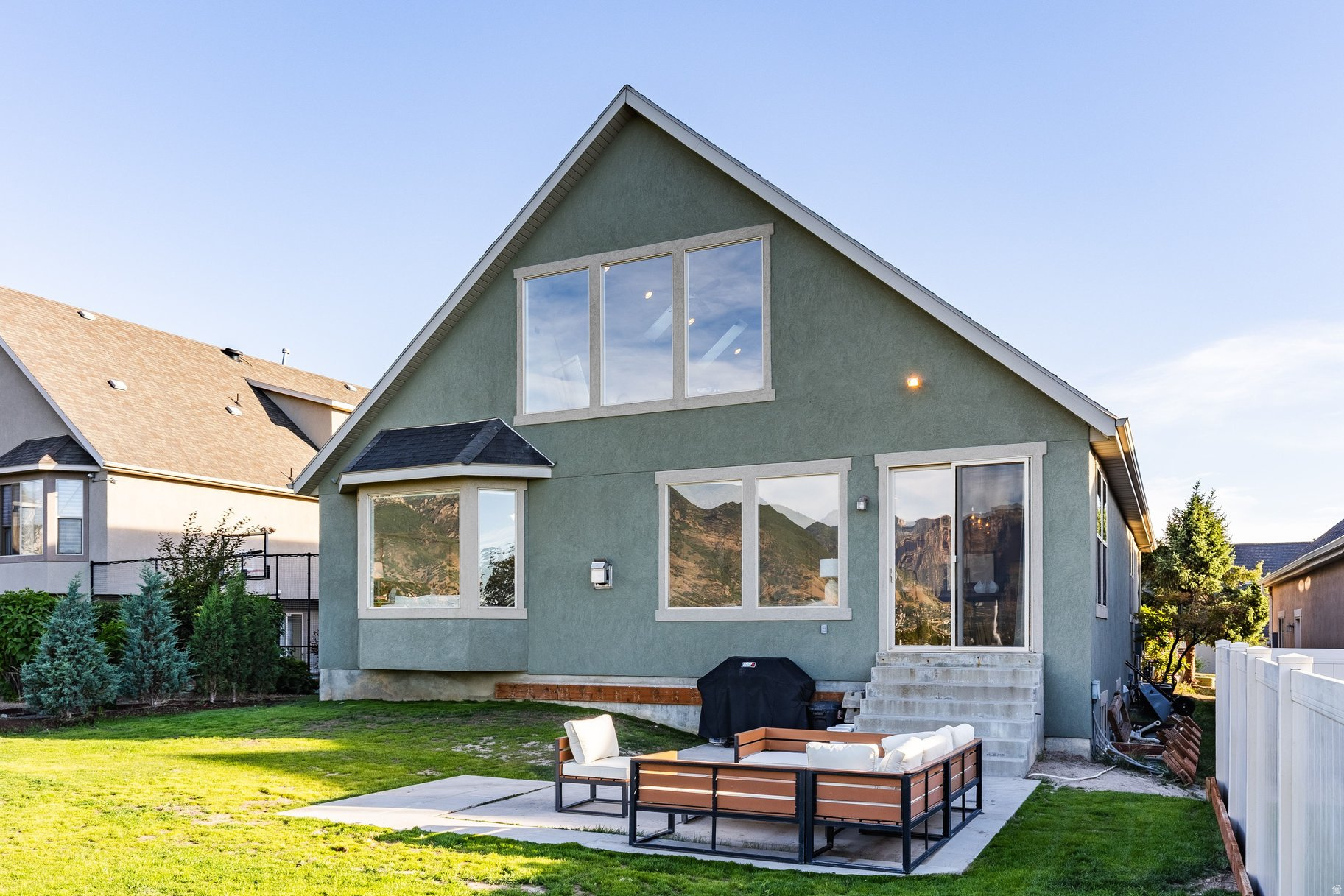 THE POINTE AT LITTLE COTTONWOOD - Residential
