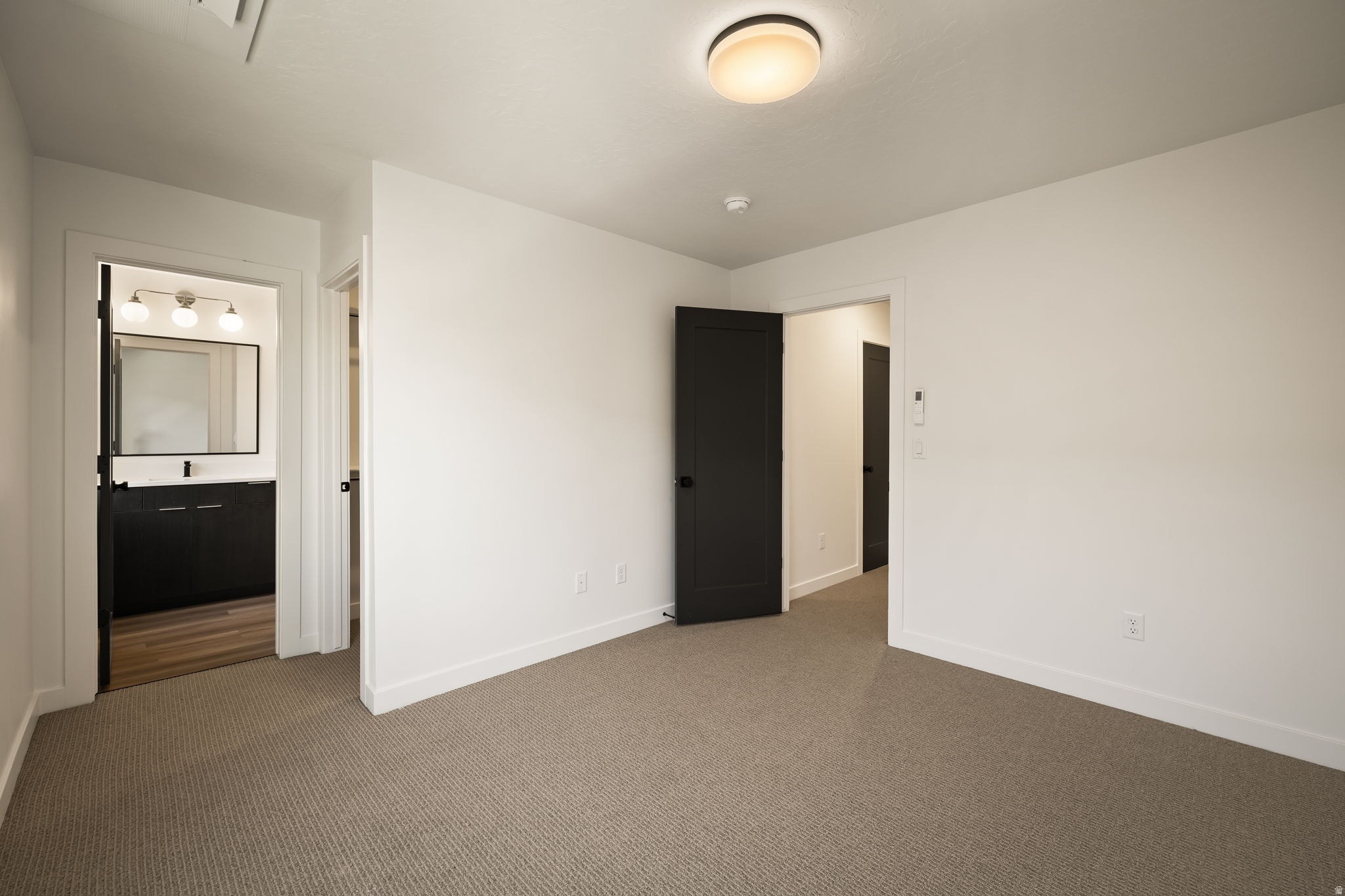 THE MONROE - Residential