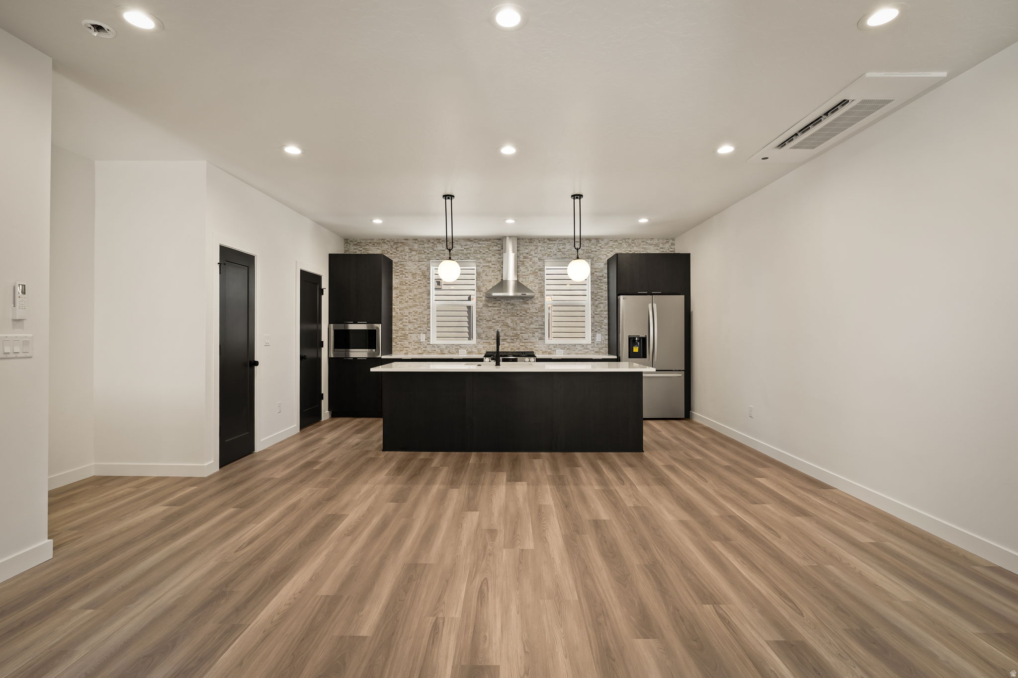 THE MONROE - Residential