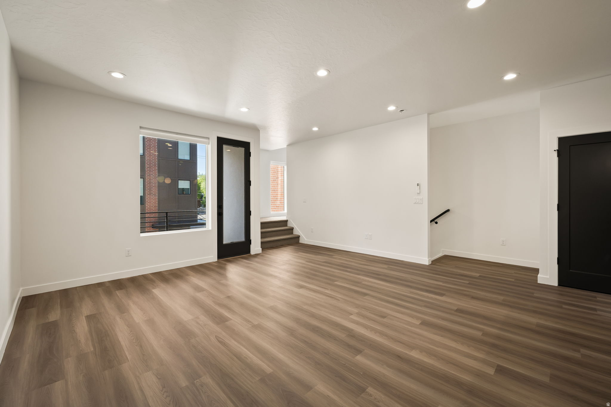 THE MONROE - Residential