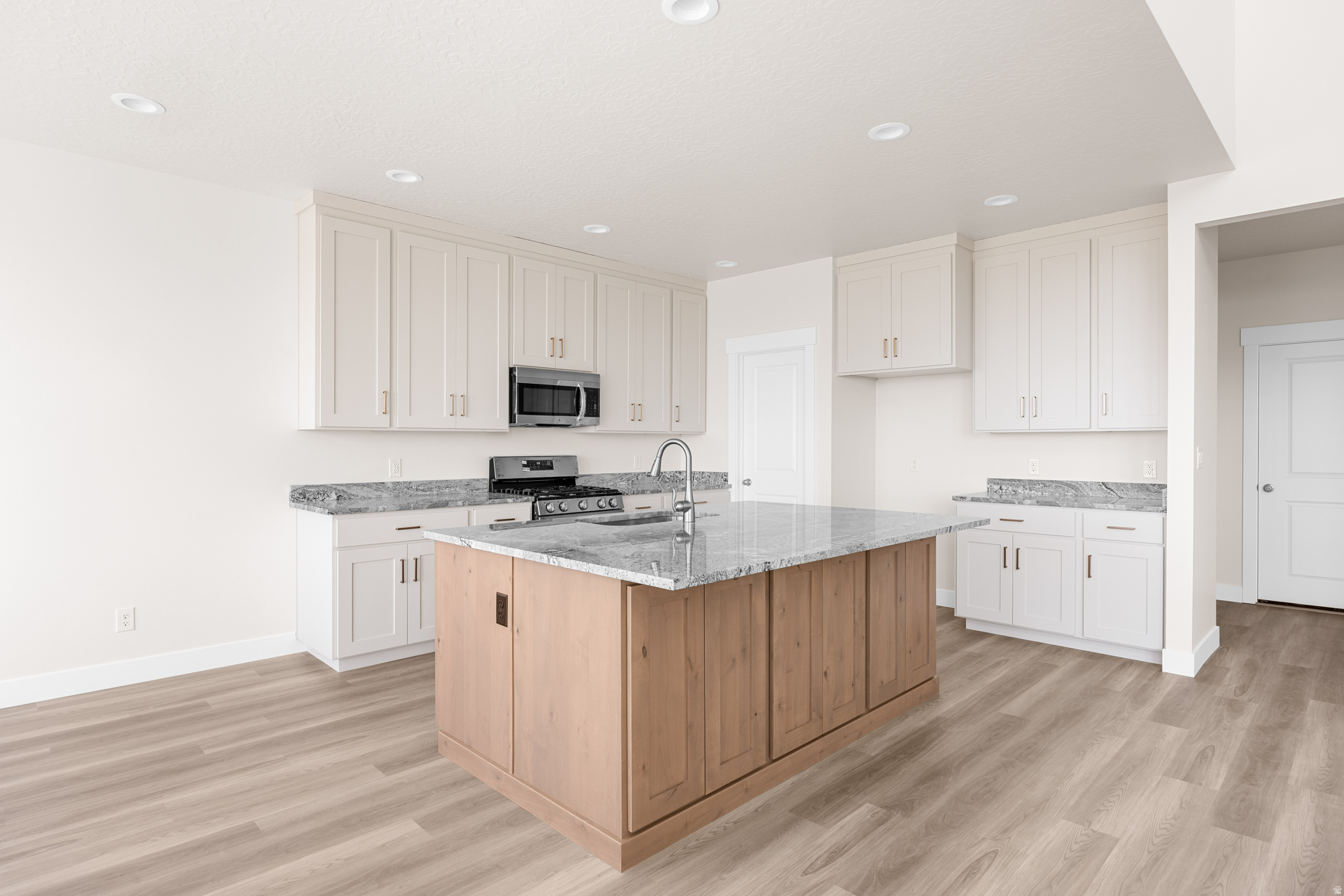 SUMMIT RIDGE THE HILLS - Residential