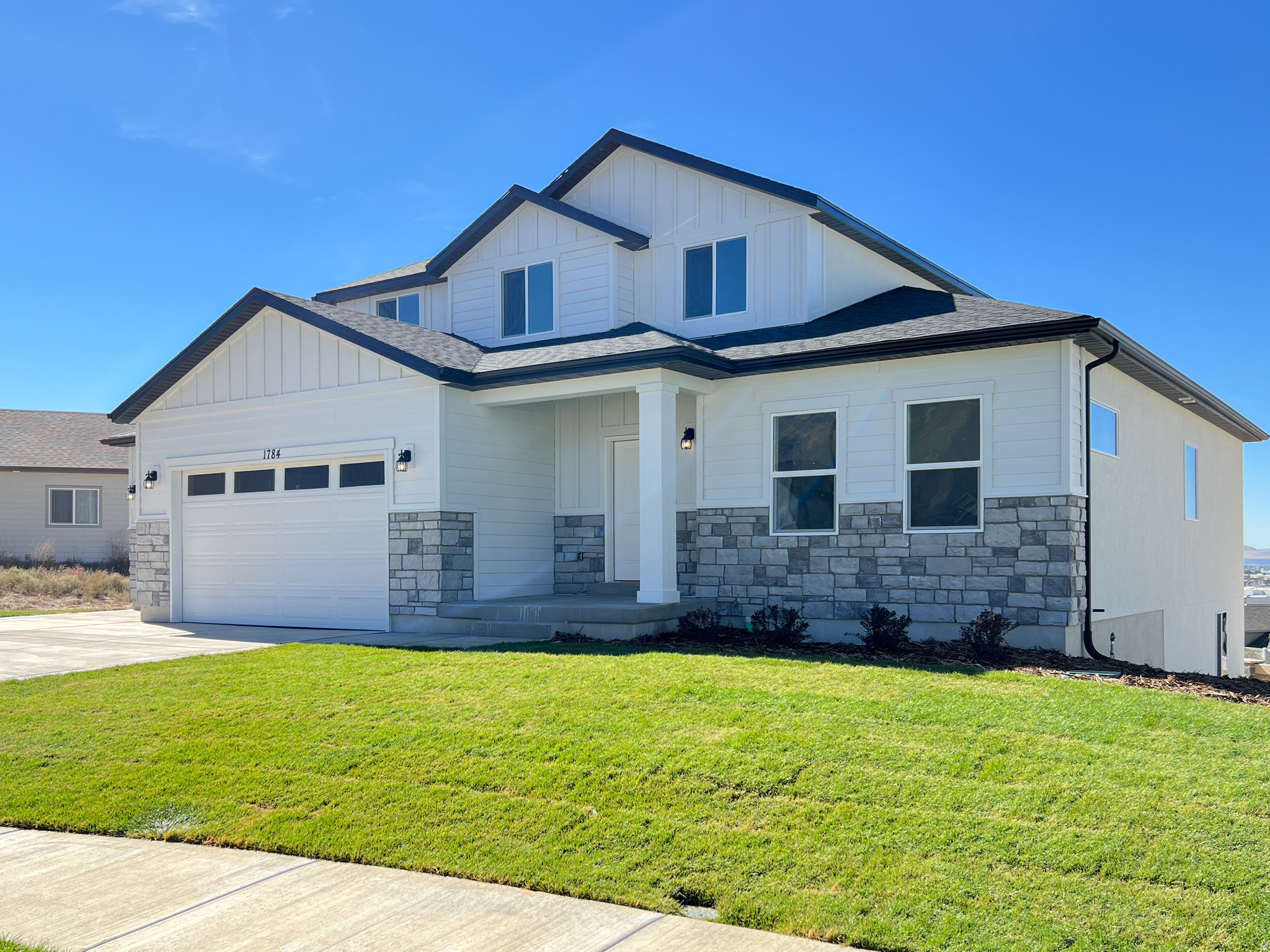 SUMMIT RIDGE THE HILLS - Residential