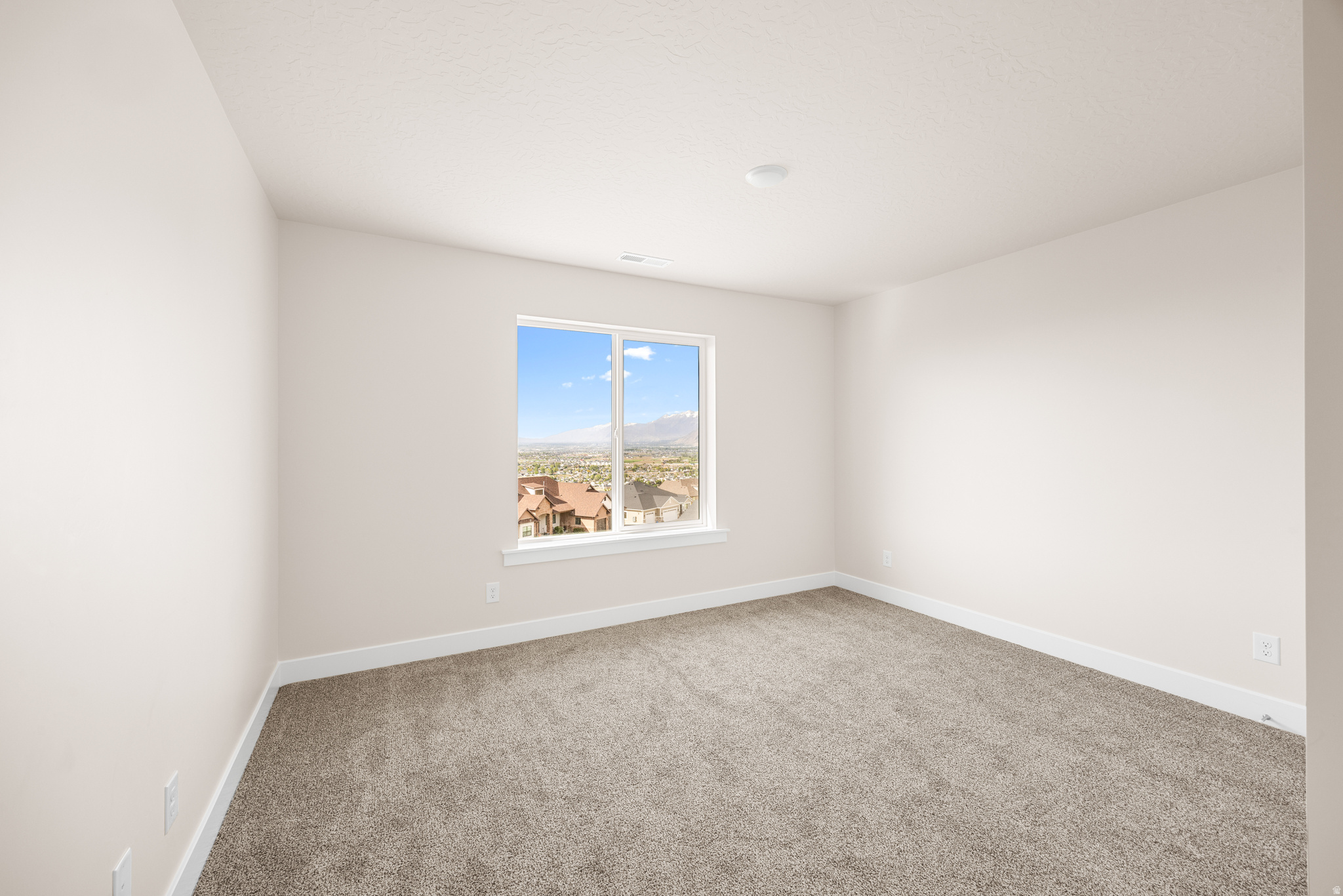 SUMMIT RIDGE THE HILLS - Residential