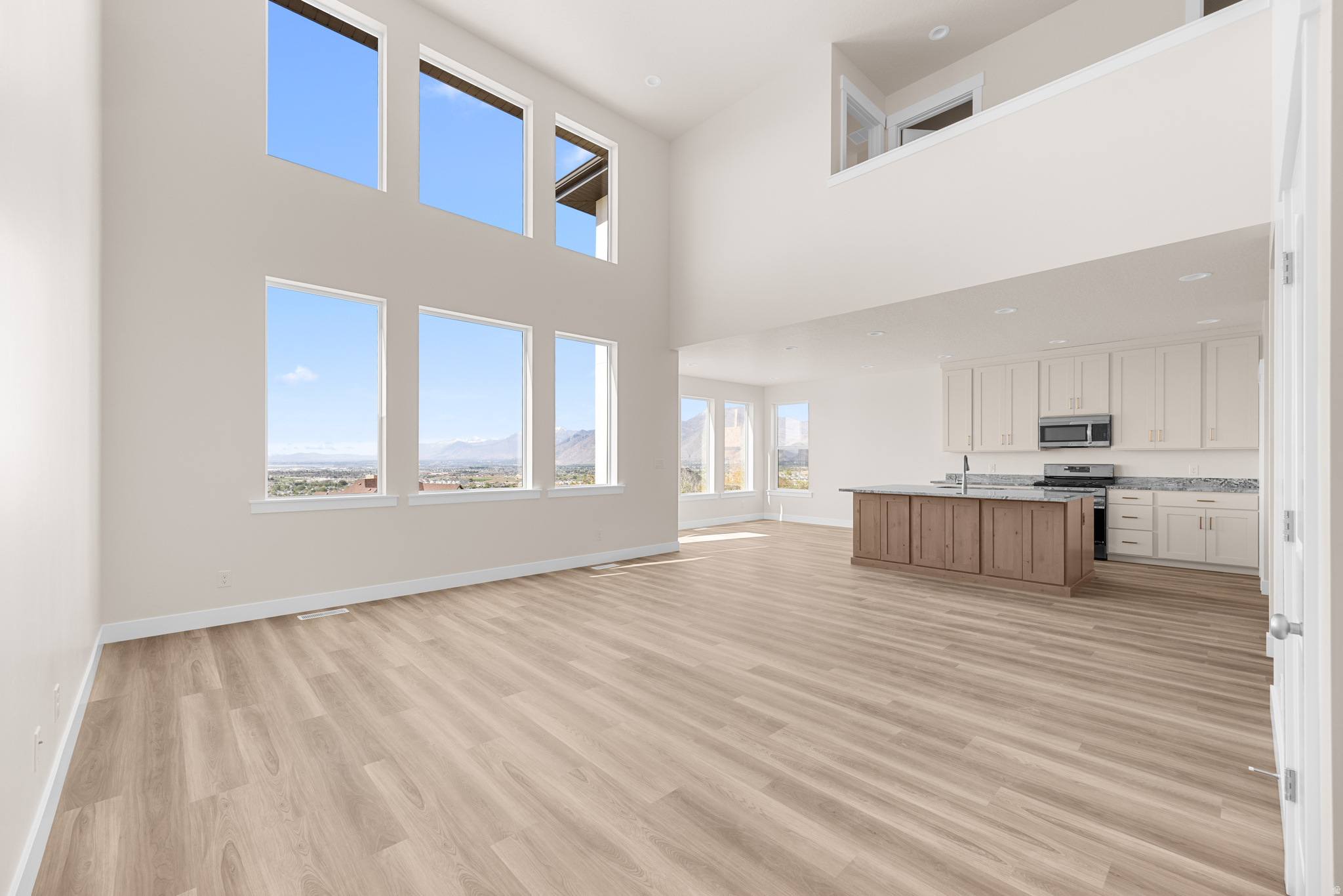 SUMMIT RIDGE THE HILLS - Residential