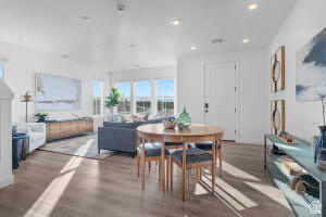 DESERT COLOR - Residential