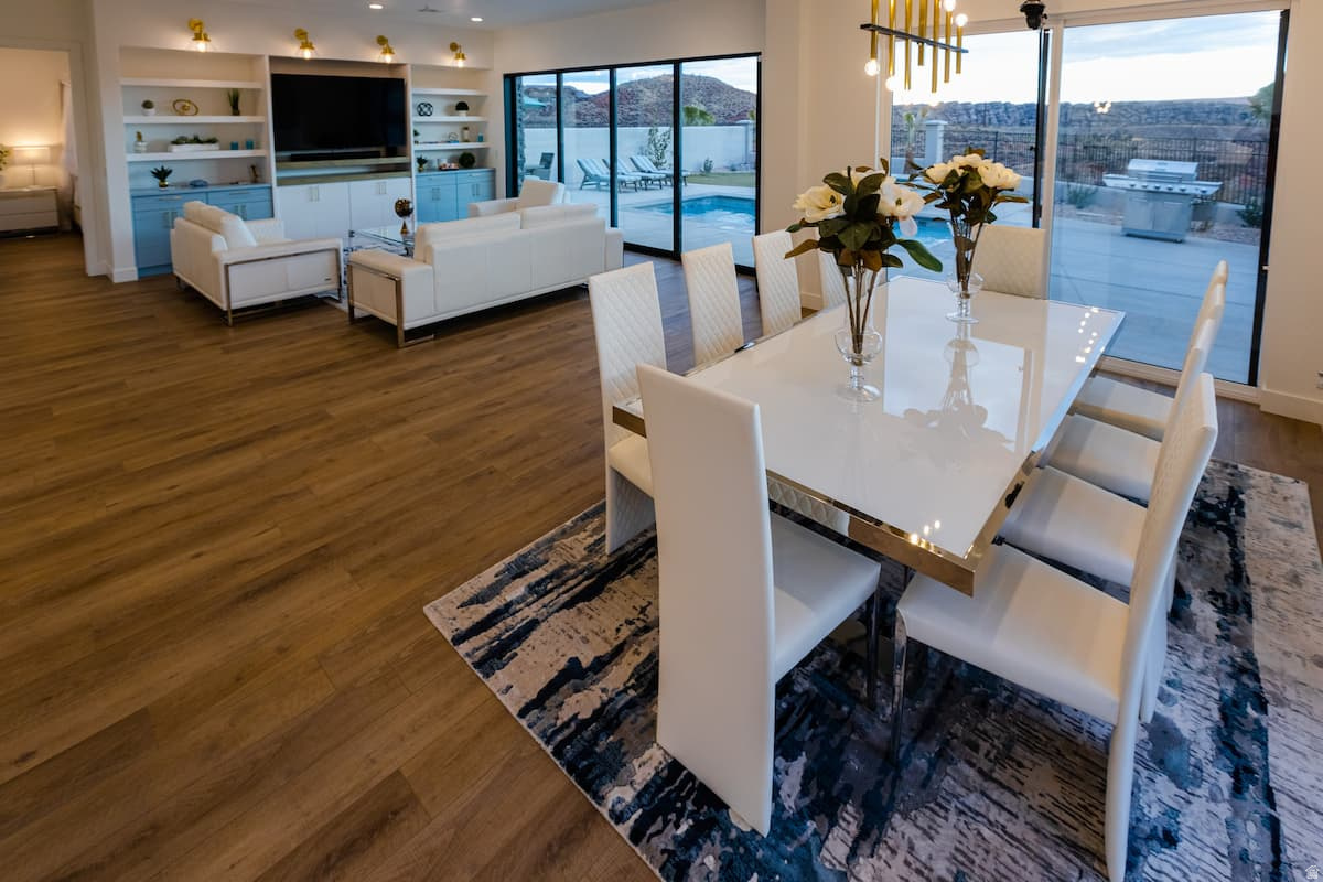 EIGHTH AT CORAL CANYON AMD - Residential