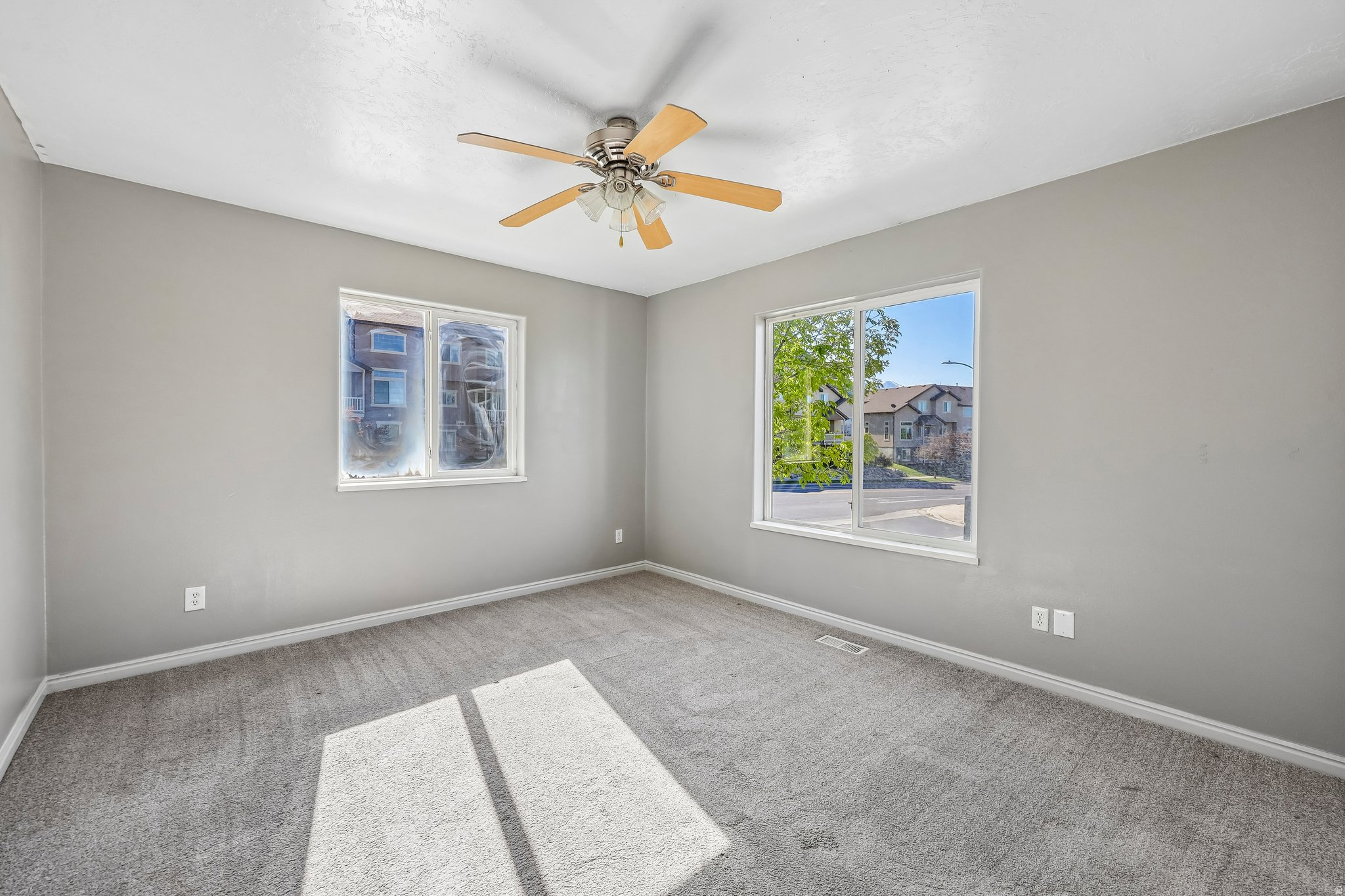 RIDGE - Residential