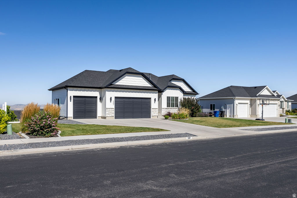NORTH CREEK MEADOWS - Residential