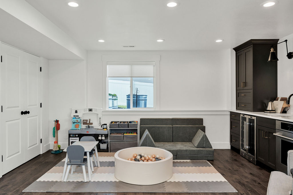 NORTH CREEK MEADOWS - Residential